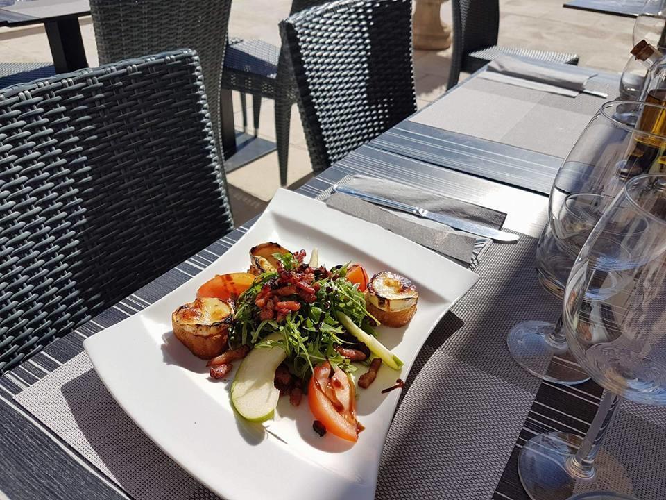 Hotel De La Poste Peymeinade Екстериор снимка