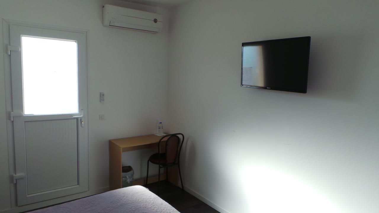 Hotel De La Poste Peymeinade Екстериор снимка